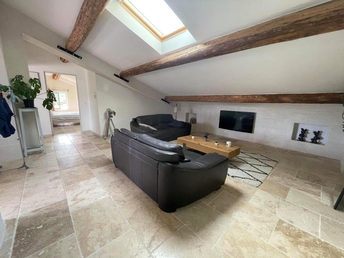 Appartement De Charme Sud Luberon Classe 4 Etoiles Puyvert Dış mekan fotoğraf